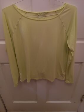 GapFit /Long Sleeve/ Women's Knit Top With Open Back/ Size M